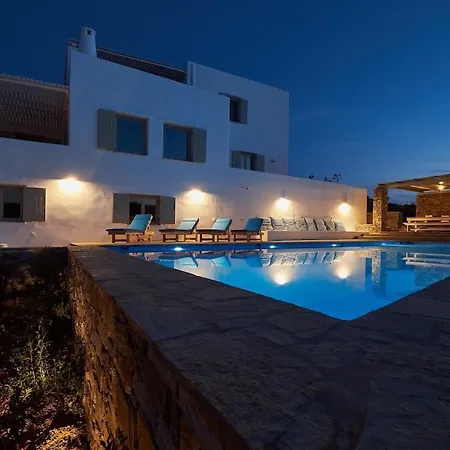 Okyalos - Purely Greek Livadia (Paros)
